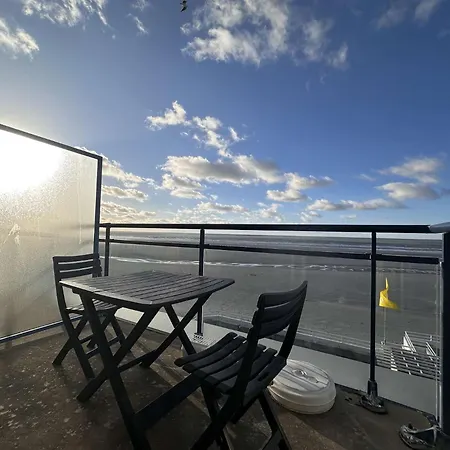 T2 Face Apartment